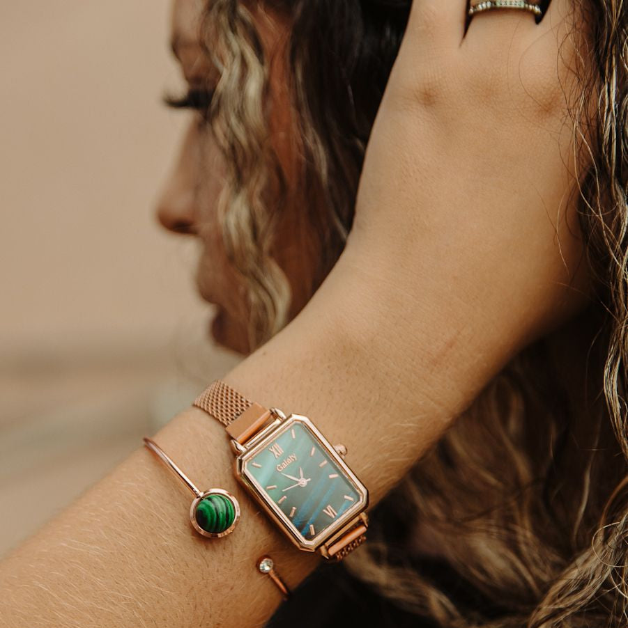 Relógio Esmeralda + Pulseira de Brinde
